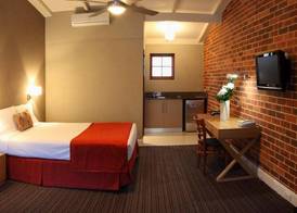 Rose & Crown Hotel 4