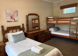 Eight Bells Mountain Inn 5