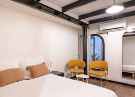 The Urban Chalet 3