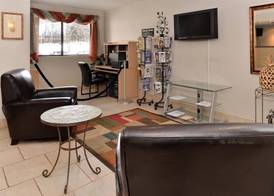 Americas Best Value Inn New Paltz 2