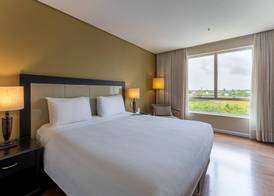 Hotel Deville Prime Porto Alegre 5