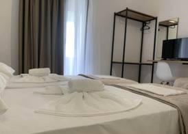 MANGO Skiathos 4