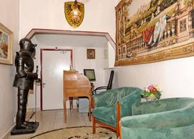 Logis Hostellerie du Grand Sully 2