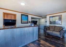 Travelodge by Wyndham Livingston 2