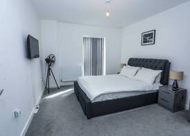 Exquisite One Bed Apartment 2