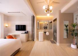 Aiden Surawong Bangkok 4