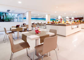 Globales Panamá - Adults Only 3