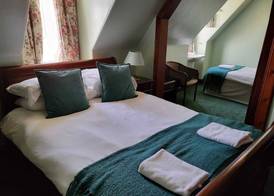 Carlton Hotel 5