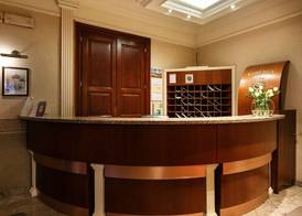 GoldStar Luxury Old Town Krakow Apartment 2