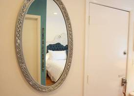 Boutique 444 3