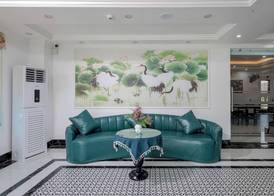 Vũ Hotel 5