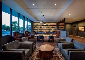 Hotel Maverick 4