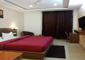 PACIFIC INN HOTEL 3