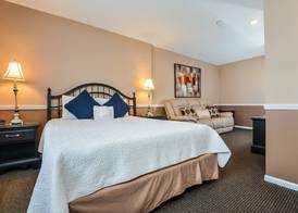 Old Harbor Inn 5
