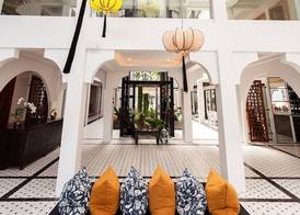 Anona Beachfront Phuket Resort 4