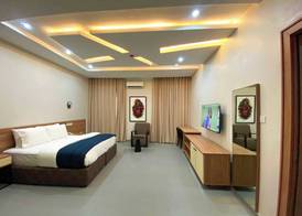 Global Luxury Suites 5