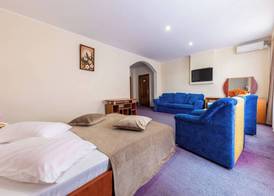Hotel Amphitryon Premium 3