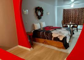 Grand Howell Inn 5