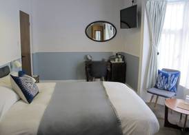 Stone's Throw Guest House 4