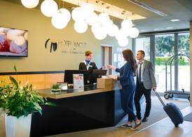 Hotel Yacht Wellness & Business 3