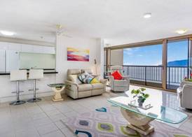 Cairns Ocean View Apartment in Aquarius 2