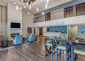 Comfort Inn & Suites Tualatin - Lake Oswego South 4