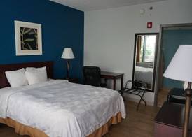 Waterfront Inn PHL Airport 4
