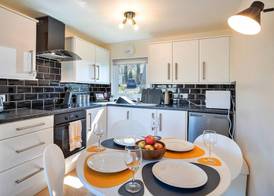 Chalet in Snowdonia With Pool & Fishing Lake 5