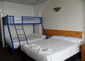 Anzy Panzy Hotel and Apartments 4