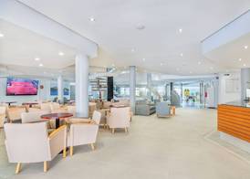Aparthotel Flora 3