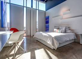 Hotel Revel 4