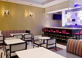 Fairfield Inn & Suites New York Queens/Queensboro Bridge 4