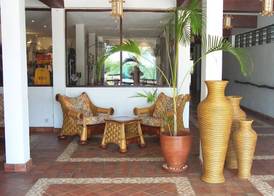 Pinewood Beach Resort and Spa 3