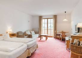 Hotel Tiefenbrunn Gardensuites & Breakfast 4