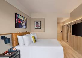Moxy Mumbai Andheri West 4