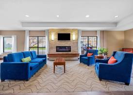 Comfort Inn & Suites West - Medical Center 2