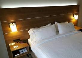 Holiday Inn Express MT. PLEASANT - SCOTTDALE by IHG 4