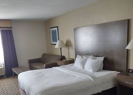 Baymont by Wyndham Auburn 5