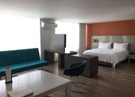 Holiday Inn Express & Suites MEDELLIN by IHG 2