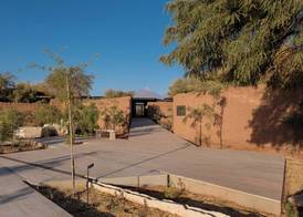 Tierra Atacama, Beckons 3