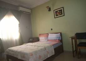 Prime Rose Hotel and Suites 4