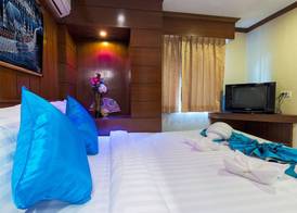 P R Patong Hotel 5