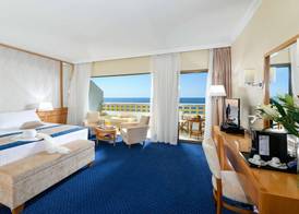 Constantinou Bros Pioneer Beach Hotel 5