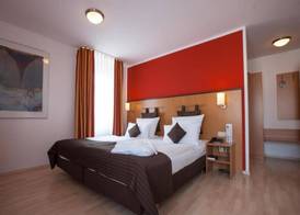 Stuttgart Großbettlingen Hotel by Belvilla 4