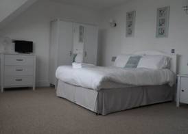 Mendip Spring Golf and Country Club 4