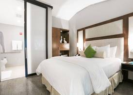 Almond Tree Inn - Adults Only 4