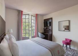 Best Western Blanche de Castille Dourdan 5