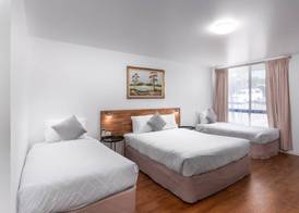 Econo Lodge Lilydale 4