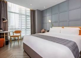 Yifeng hotel 5
