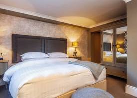 The Rooms at Cunningham's - adults Only 2